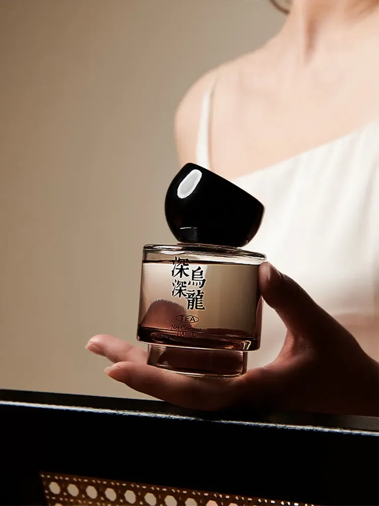 Scents - EMMA MOLLY - CREATE HANGZHOU