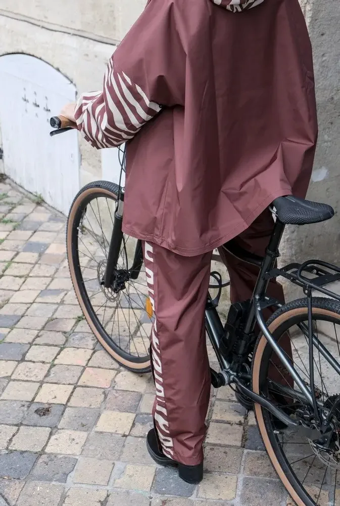 Prêt-à-porter - Poncho de pluie - POULE PARTY