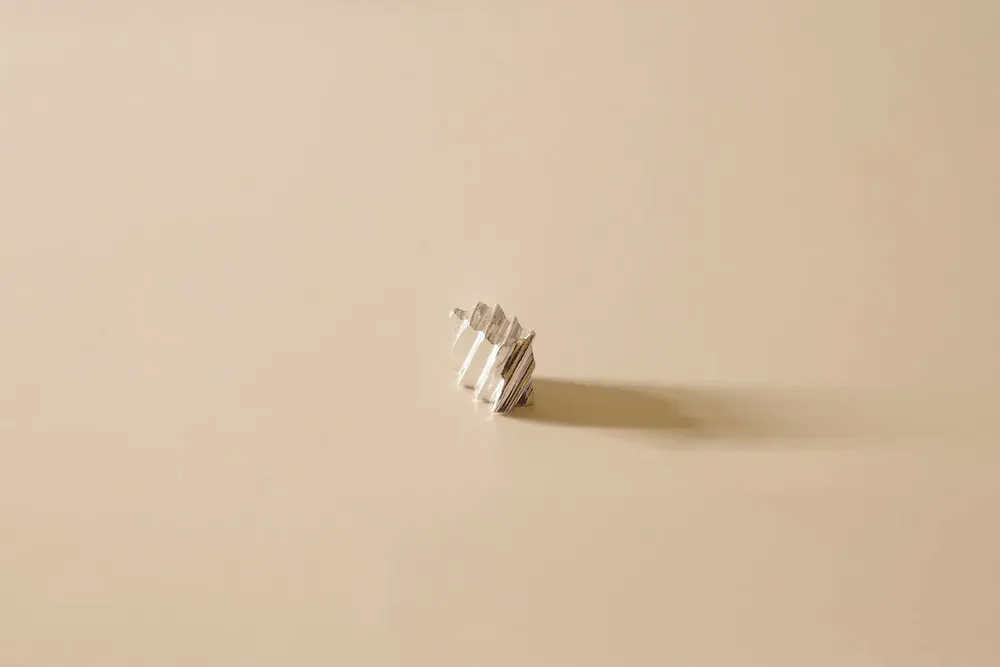 Brooches - NeutralObjects - KNA PLUS