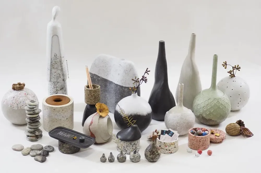 Objets de décoration - OUR DESIGN RESTORES LIFE TO RECYCLE PAPER AND OTHER NATURAL MATERIALS. - 103PAPER SHOP
