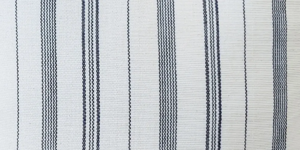 Coussins textile - Housse de coussin tissée à la main | Tsiame beige à rayures bleues - SOLOKO