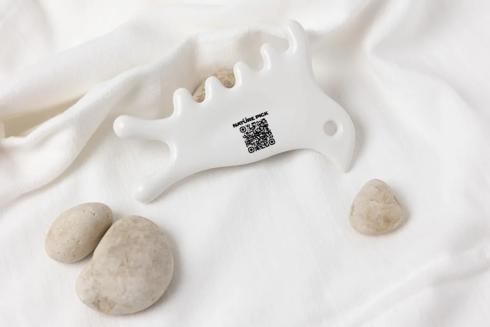 Beauty products - [Dia Lento] Ceramic Swallow Gua sha & Cotton Pouch - SEOUL DESIGN FOUNDATION