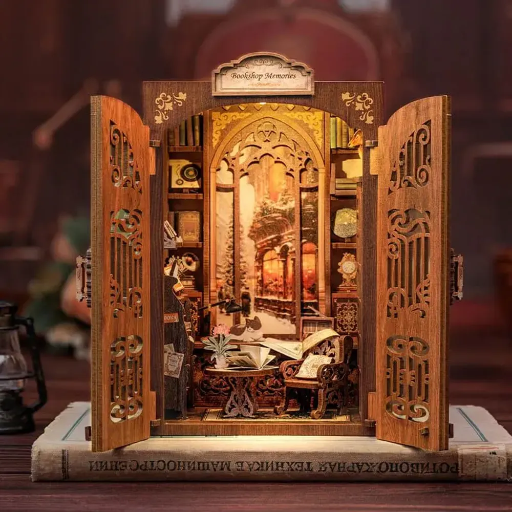 Cadeaux - Bookshop Memories - Book Nook - VCL CORP
