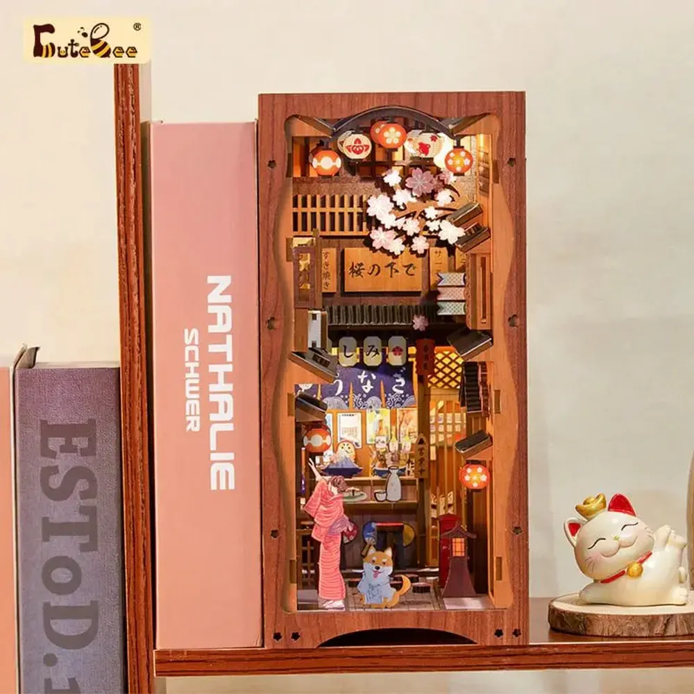 Cadeaux - Under the Sakura Tree - Book Nook - VCL CORP