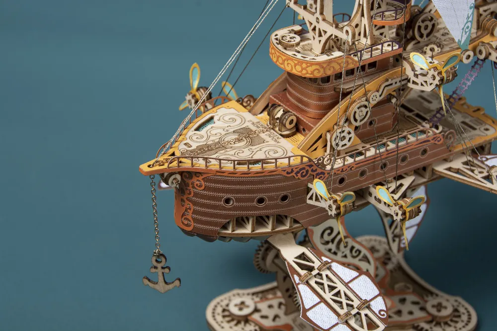 Gifts - Masterpiece Fantasy Ship - VCL CORP