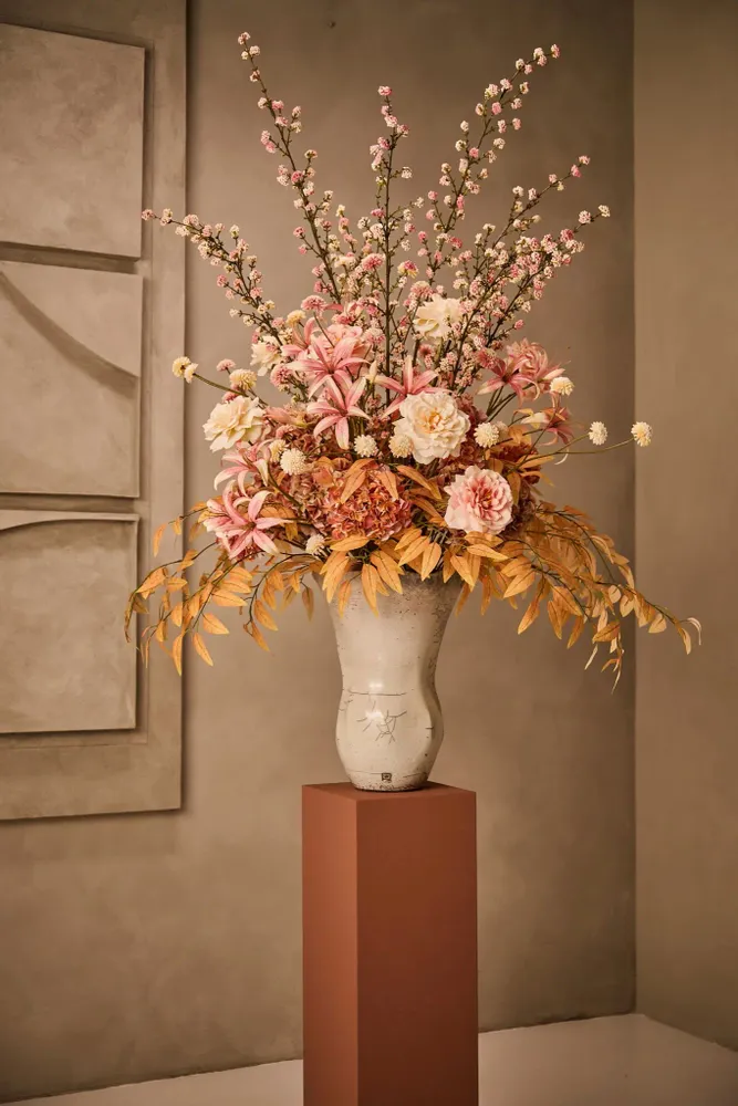 Floral decoration - Pastel artificial flower mix - SILK-KA BV
