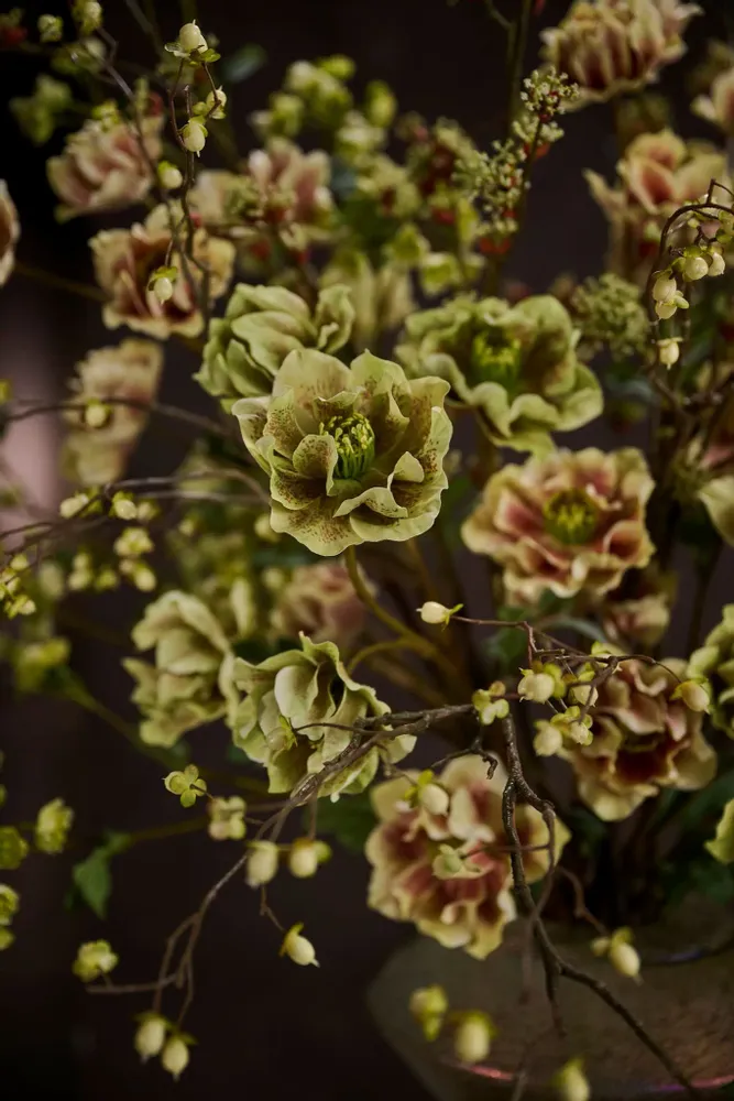 Floral decoration - Artificial Hellebores flowers - SILK-KA
