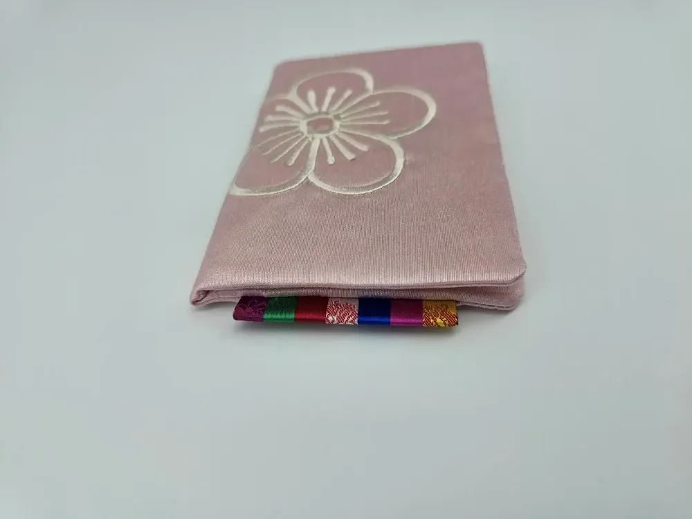 Bags and totes - [Green Flair] Plum flowers card wallet - SEOUL DESIGN FOUNDATION