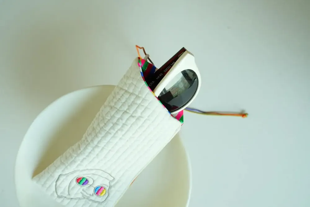 Glasses - [Green Flair] Shilla’s smile sunglasses case - SEOUL DESIGN FOUNDATION