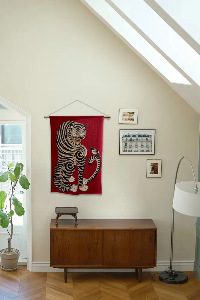 Throw blankets - [BON'ee] Tiger and Magpie Blanket - SEOUL DESIGN FOUNDATION