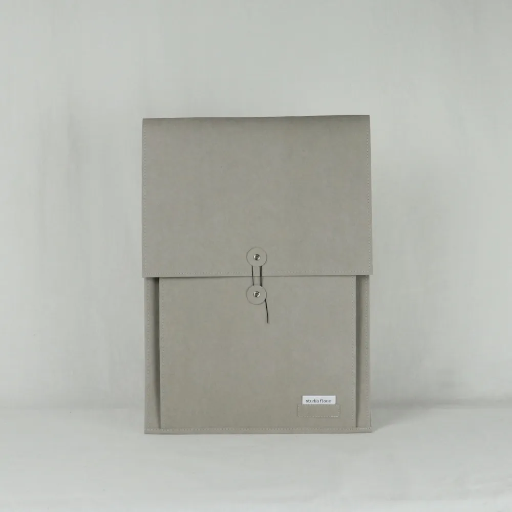 Leather goods - [studio floue] Paper Leather Laptop Pouch - SEOUL DESIGN FOUNDATION
