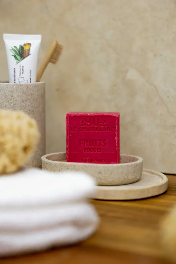 Soaps - Soap palm oil free Red fruits - LE CHATELARD 1802