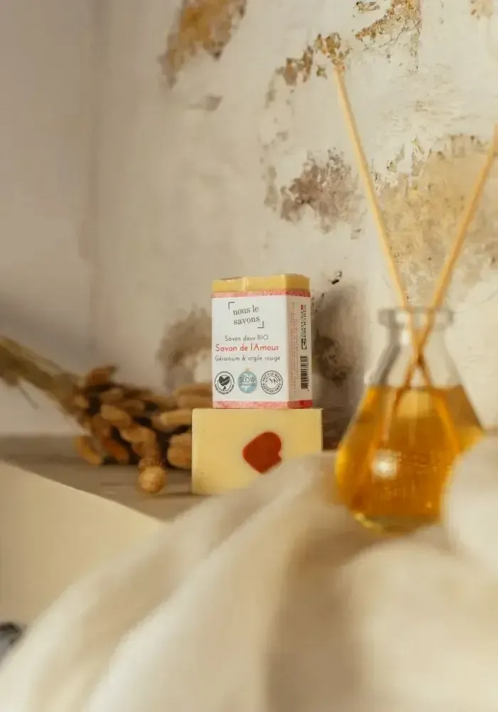 Cosmétiques - Savon bio doux de l'amour - EDITION LIMITEE - NOUS LE SAVONS