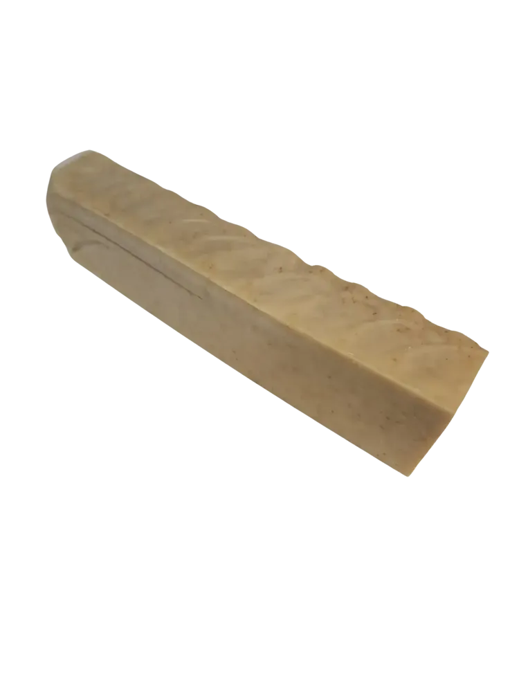 Cosmétiques - Savon bio exfoliant - Cire d'abeille & Agrumes - NOUS LE SAVONS