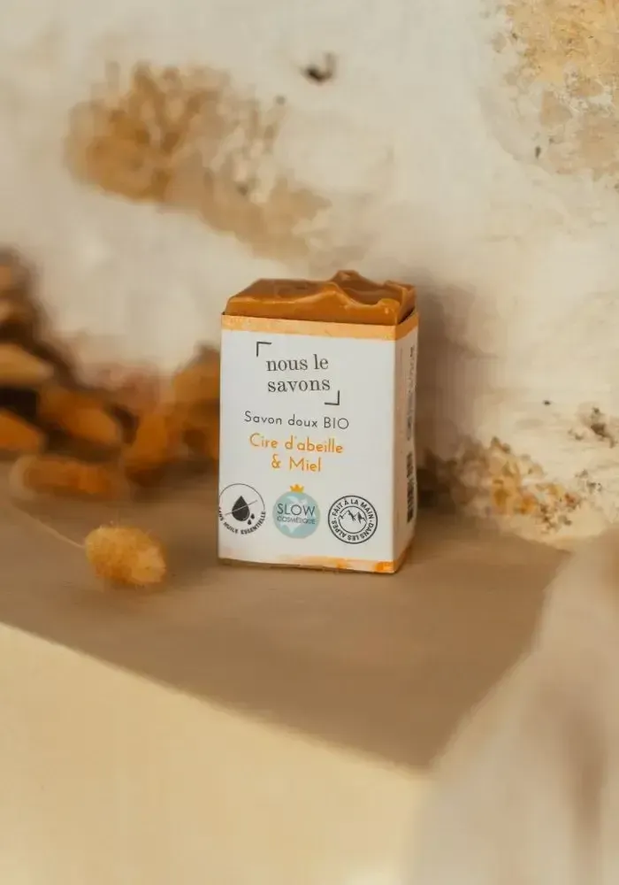 Beauty products - Gentle Organic Soap – Beeswax & Honey - NOUS LE SAVONS