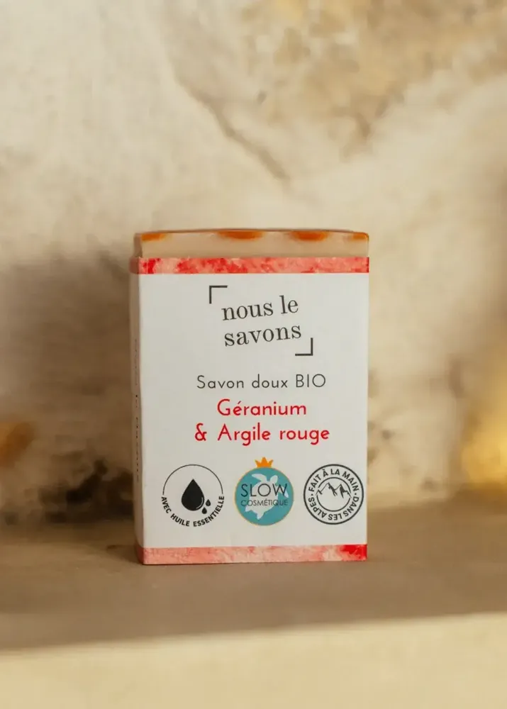 Cosmétiques - Savon bio doux - Géranium & Argile rouge - NOUS LE SAVONS