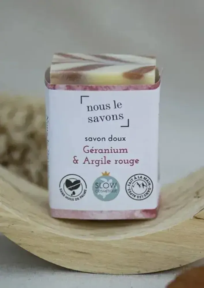 Cosmétiques - Savon bio doux - Géranium & Argile rouge - NOUS LE SAVONS