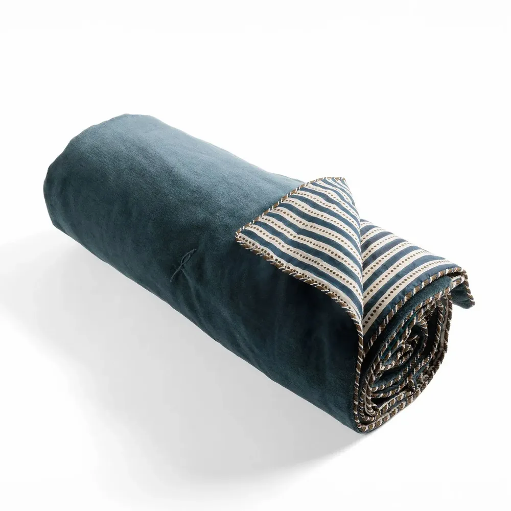 Textile and surface design - Akiko sofa cover and Yuki cushion - LE MONDE SAUVAGE BEATRICE LAVAL