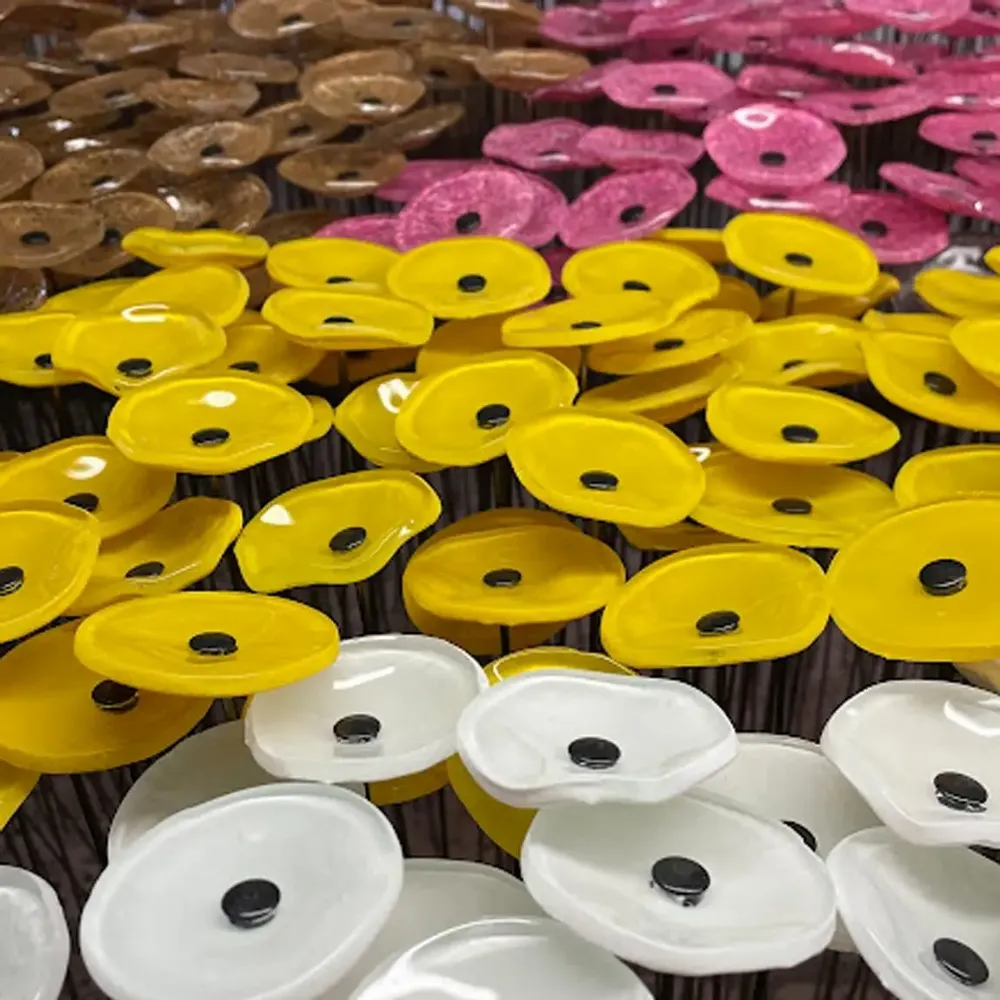 Accessoires de jardinage - Fleur en verre jaune sur une tige en acier inoxydable - CARNEOL GLASS