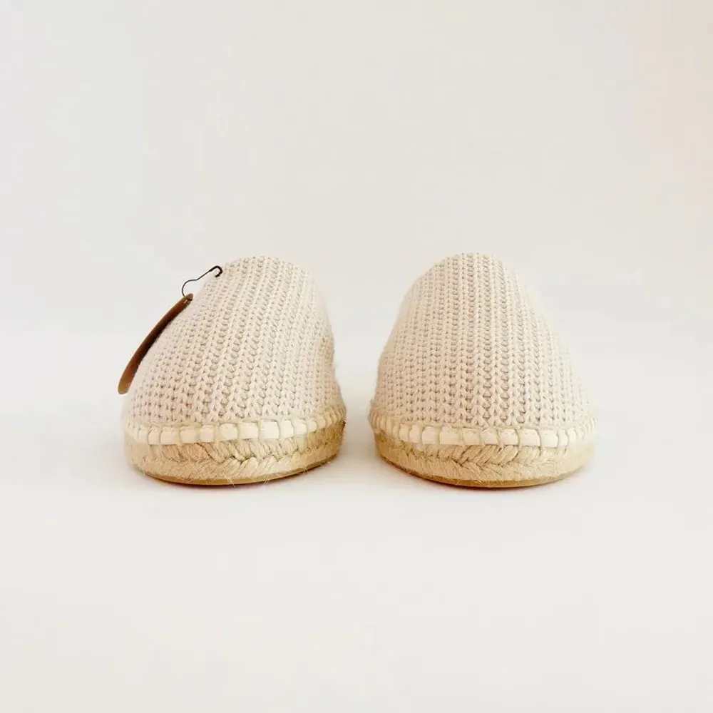Bed linens - Natural comfort, timeless style – Wool & cotton knit slippers - ATELIER COSTÀ