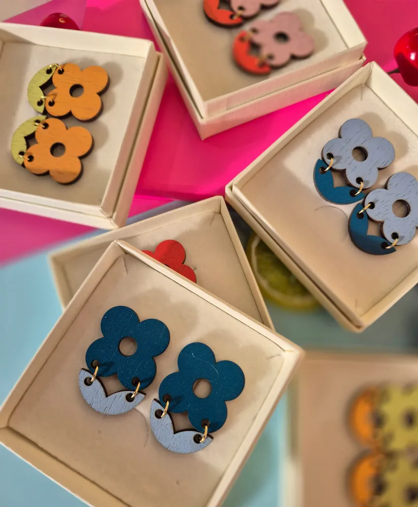 Jewelry - MICHELLE earrings A cat with a flea - UN CHAT QU'A SA PUCE