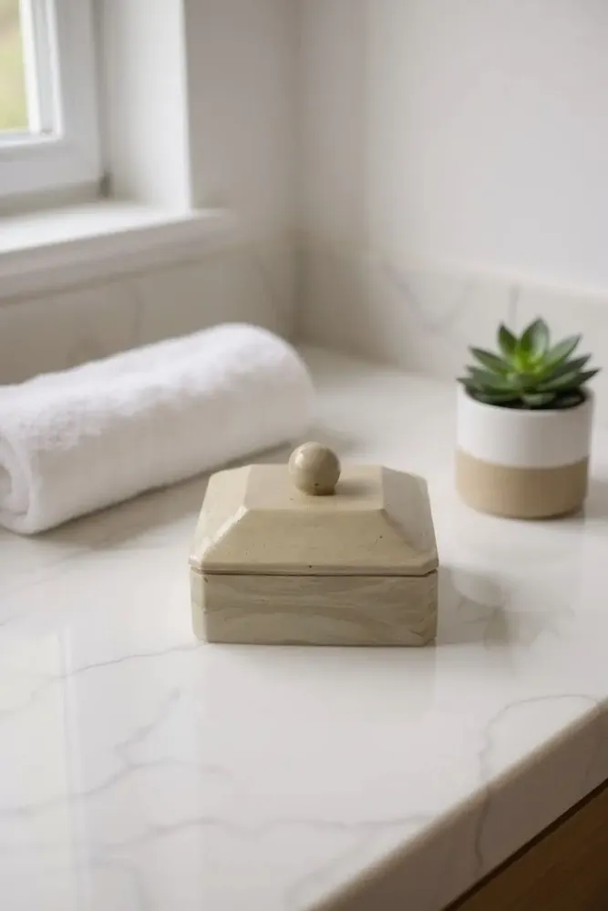 Hotel bedrooms - Reliquary - 3 GRACE BOUGIE