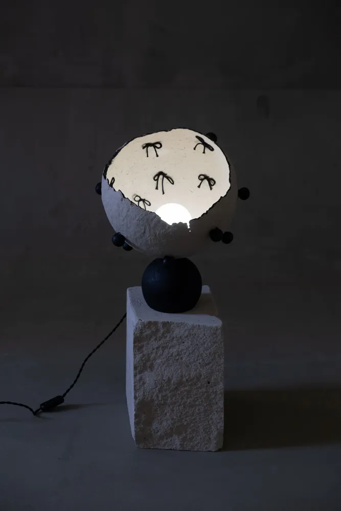 Lampes de table - Moon Bowl – Sculptural Table Lamp - PLETOSTUDIO