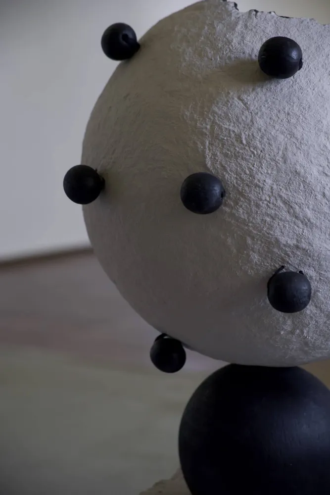 Lampes de table - Moon Bowl – Sculptural Table Lamp - PLETOSTUDIO
