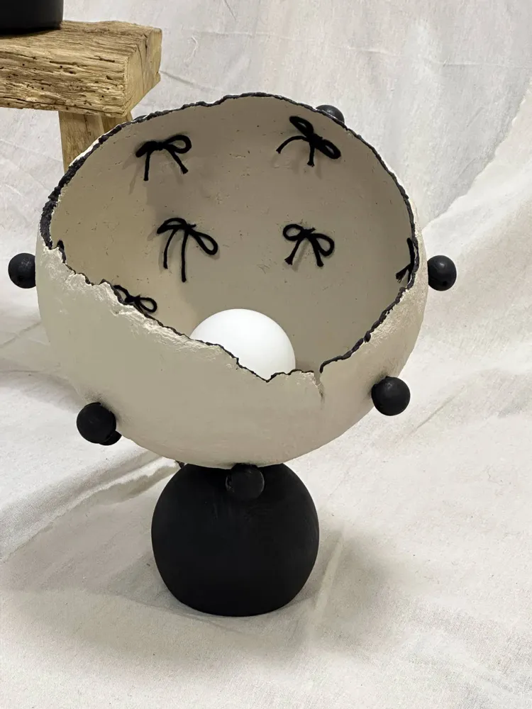 Lampes de table - Moon Bowl – Sculptural Table Lamp - PLETOSTUDIO