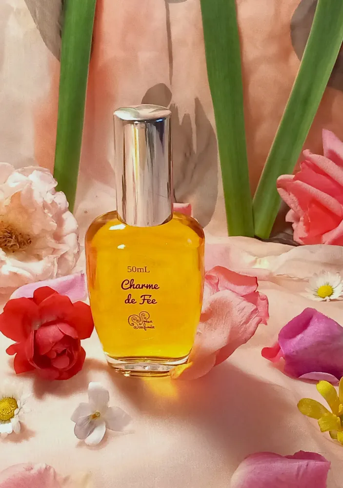 Parfums pour soi et eaux de toilette - Eau de parfum Charme de Fée - Esprit des Fleurs - 50mL - POÉSIE PARFUMÉE
