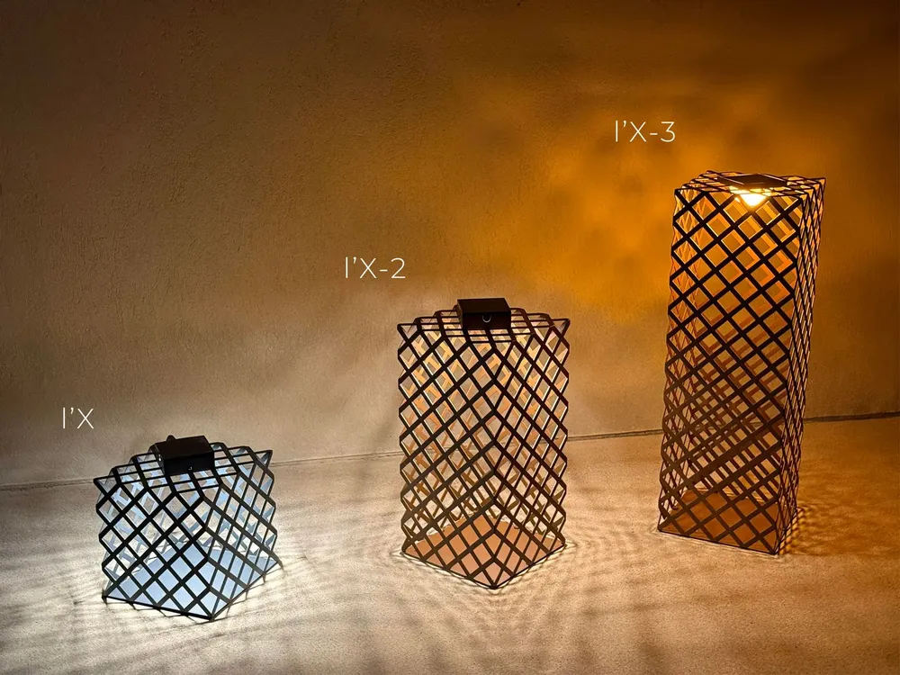 Moveable lighting - l'X-3 solar lantern - LYX LUMINAIRES