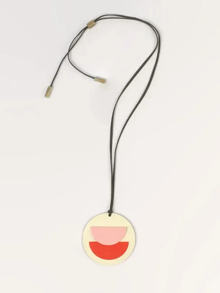 Jewelry - Pendant in horn and tricolor lacquer - L INDOCHINEUR X RIVÊT