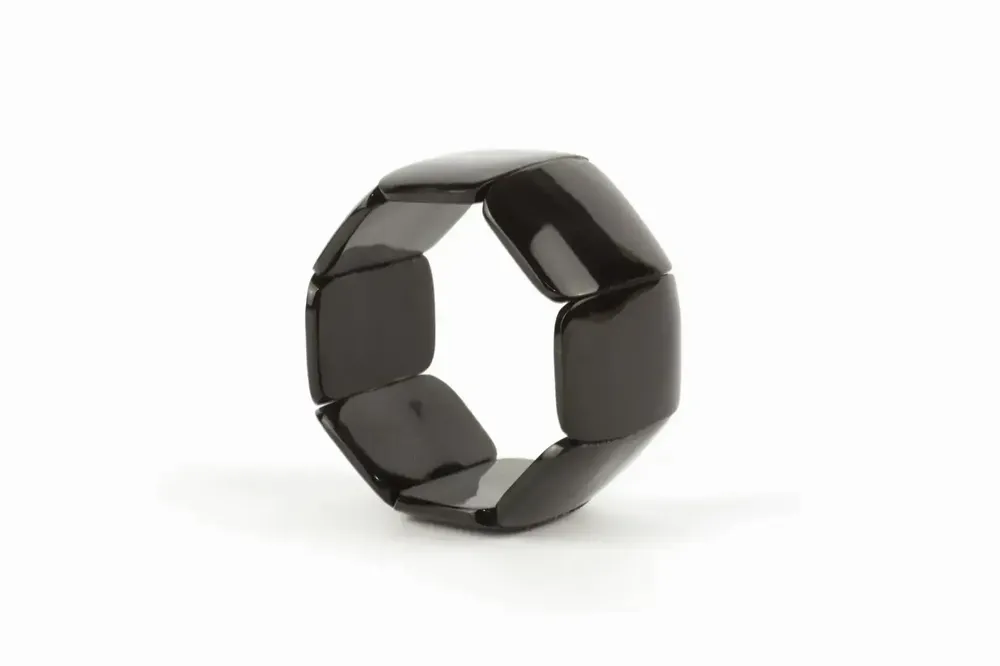 Bracelets - 8 large piece articulated bracelet in black and blond horn - L INDOCHINEUR X RIVÊT