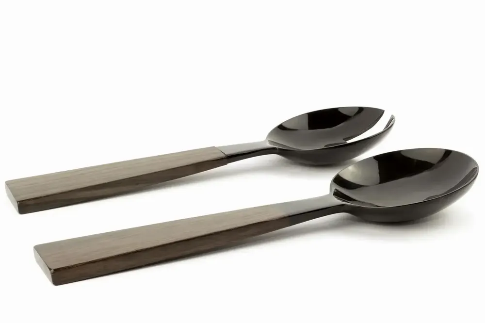 Kitchen utensils - Large black horn cutlery with wooden ivory lacquered triangular handle - L INDOCHINEUR X RIVÊT