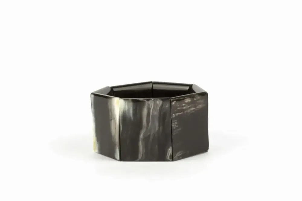 Bracelets - Articulated 7 plate bracelet in blond horn - L INDOCHINEUR X RIVÊT