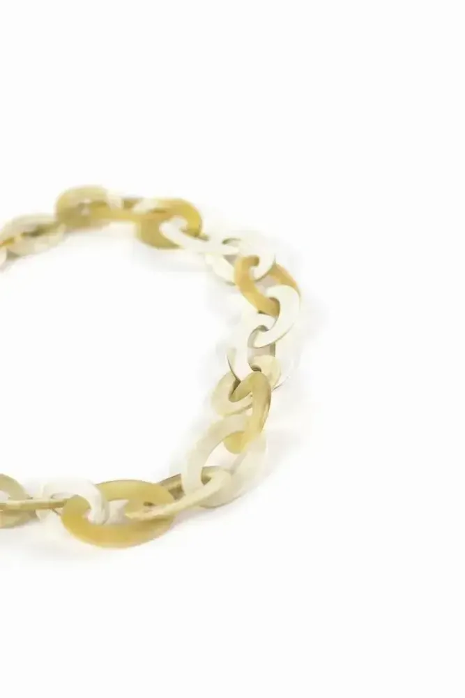 Jewelry - Flat and thin oval rings necklace in blond horn - L INDOCHINEUR X RIVÊT