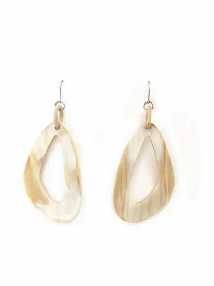 Jewelry - Off-centered earrings in plain black horn - L INDOCHINEUR X RIVÊT