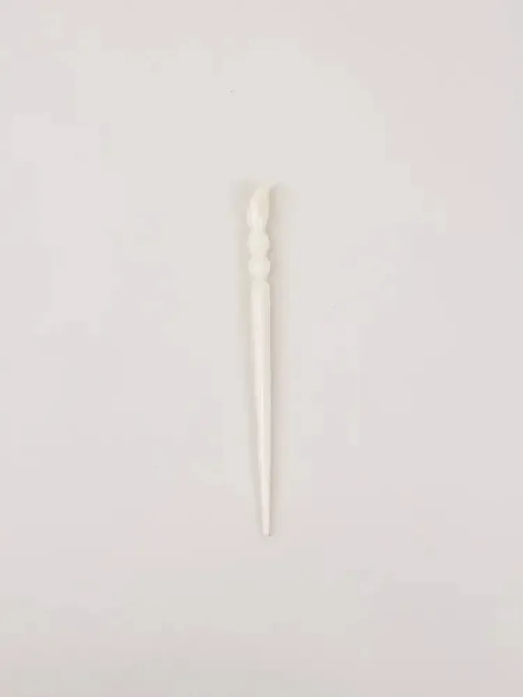 Barrettes - Bamboo-shaped hairpick in plain black horn - L INDOCHINEUR X RIVÊT