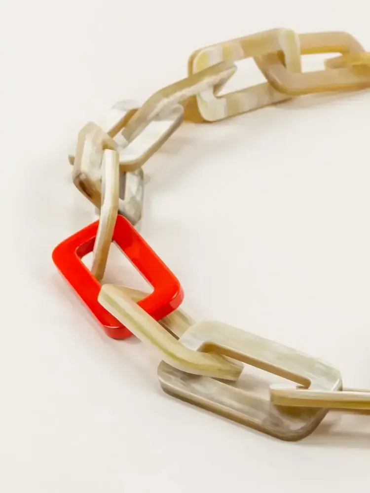 Jewelry - Stem necklace with rectangular rings in blond and black horn - L INDOCHINEUR X RIVÊT