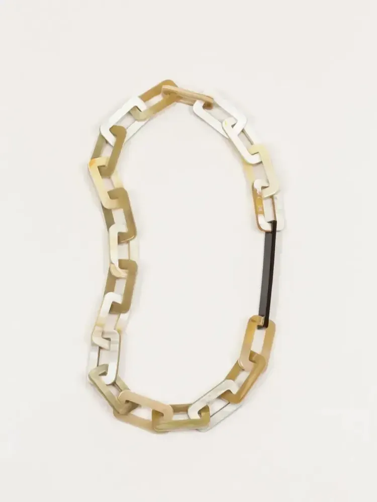 Jewelry - Stem necklace with rectangular rings in blond and black horn - L INDOCHINEUR X RIVÊT