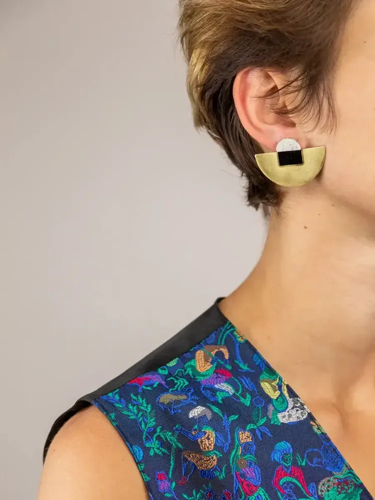 Jewelry - Stone & Brass Crescent earrings - L INDOCHINEUR X RIVÊT