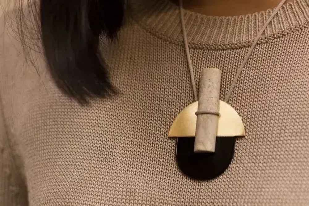 Jewelry - Stone & brass Envol pendant - L INDOCHINEUR X RIVÊT