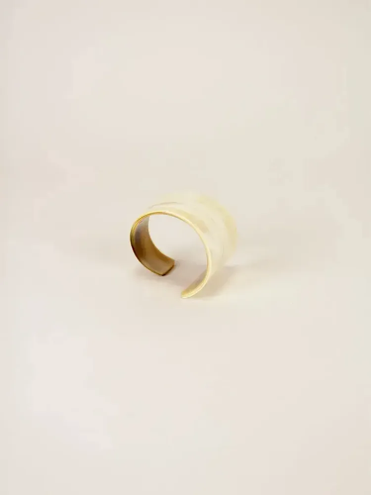 Bracelets - Bracelet virgule en corne blonde taille L - L INDOCHINEUR X RIVÊT