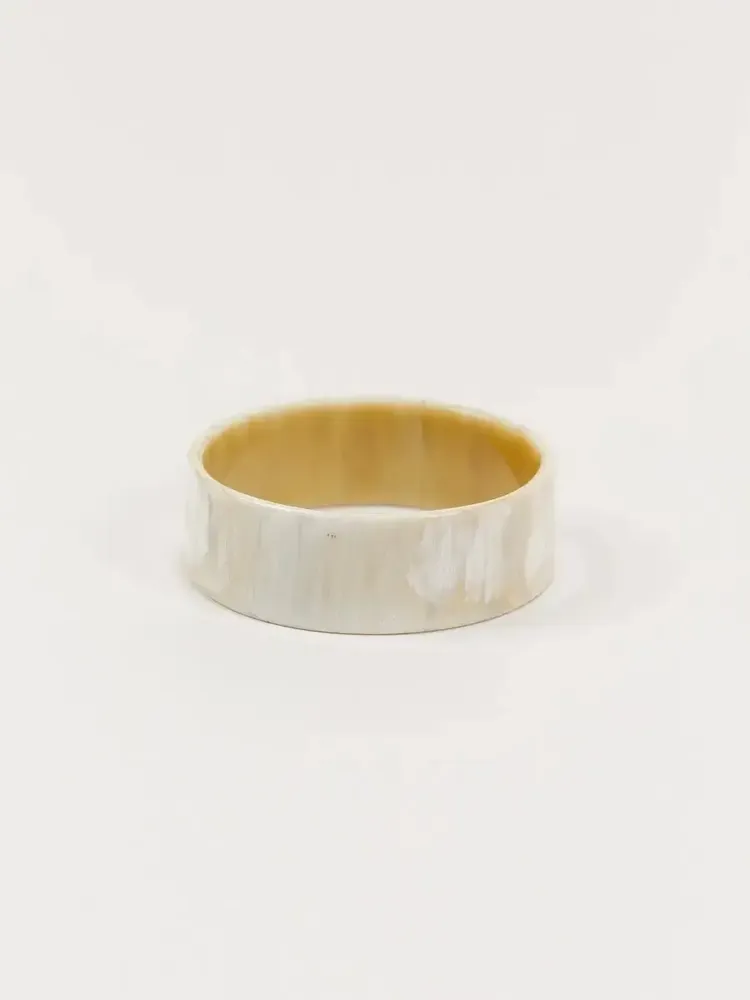 Bracelets - Flat bracelet in marbled black horn in Size S - L INDOCHINEUR X RIVÊT