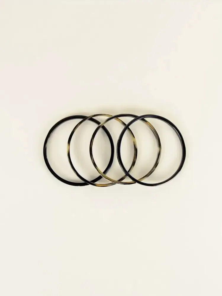 Bracelets - 4 thin bracelets in blond horn in Size S - L INDOCHINEUR X RIVÊT
