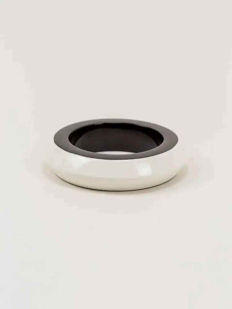 Bracelets - Black inside & white outside lacquered Saturne wood bracelet in Size L - L INDOCHINEUR X RIVÊT