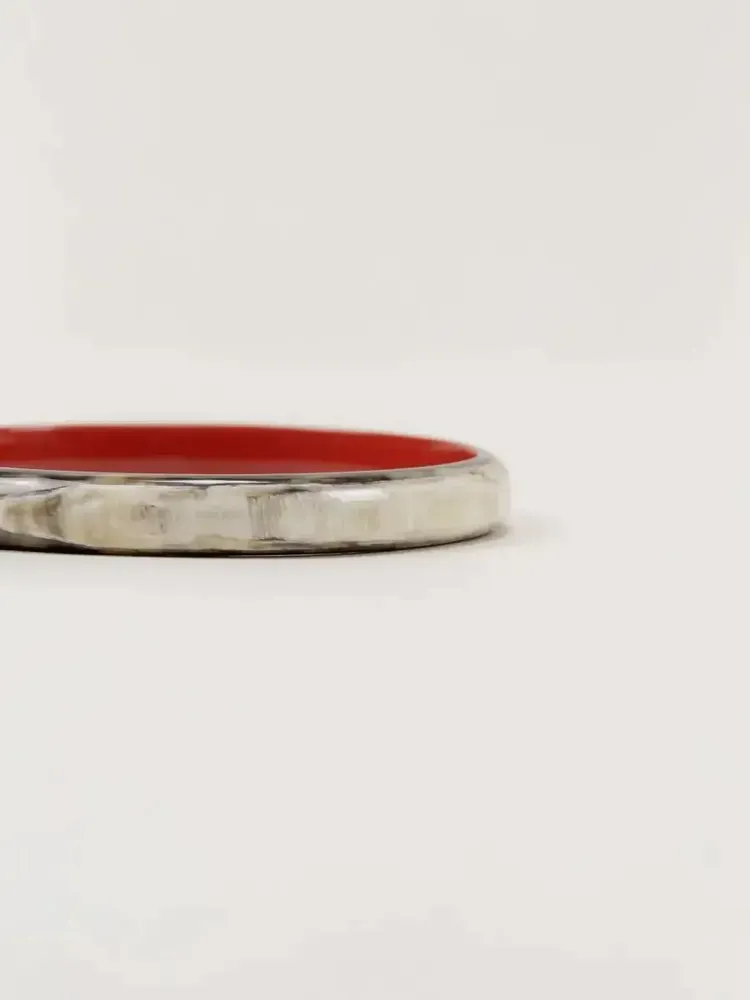 Bracelets - Marbled black horn bracelet with brick lacquer in Size S - L INDOCHINEUR X RIVÊT