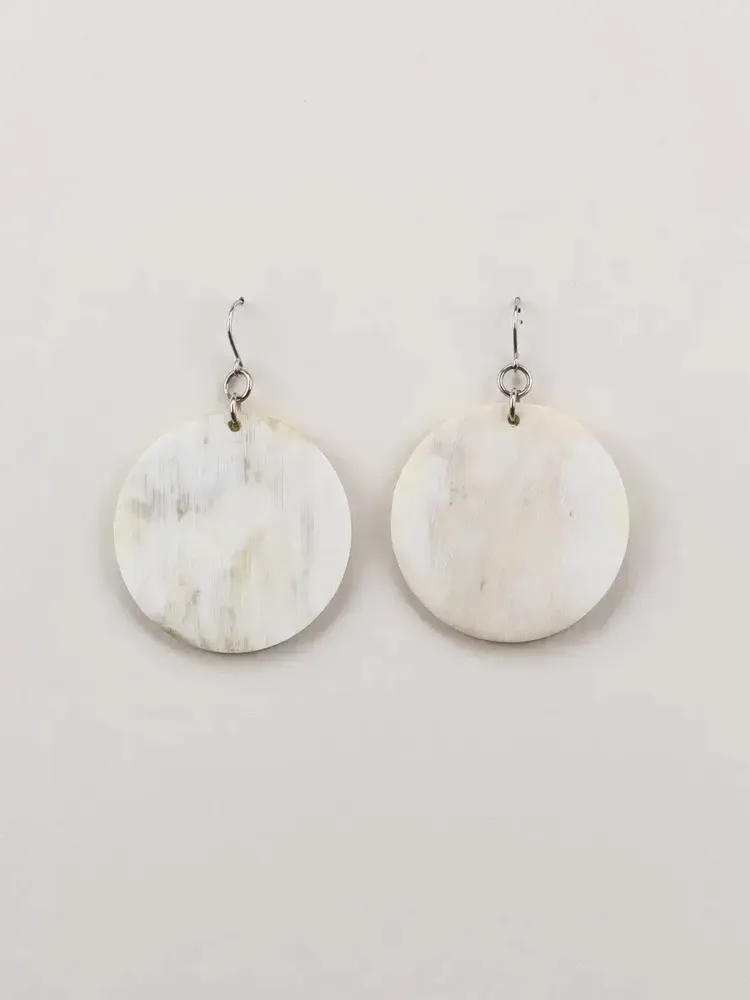 Jewelry - Full disc earrings in blond horn - L INDOCHINEUR X RIVÊT