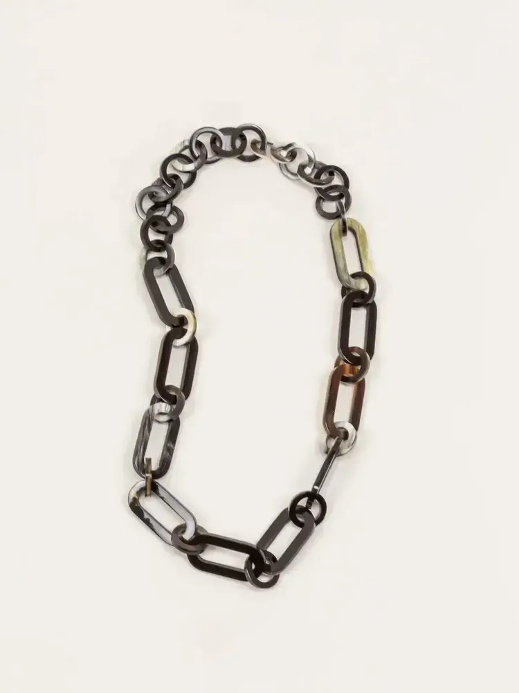 Bijoux - Collier anneaux épais ronds et ovales bords droits en corne noire Africaine - L INDOCHINEUR X RIVÊT