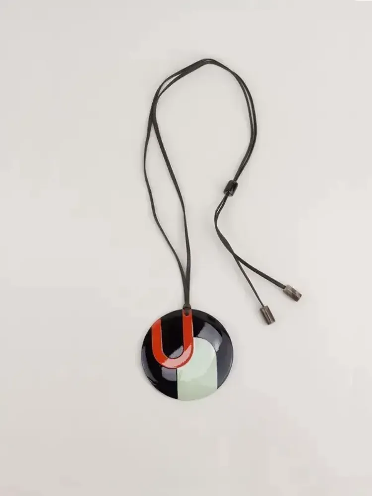 Bijoux - Pendentif Lacis en corne blonde et laque orange et verte - L INDOCHINEUR X RIVÊT